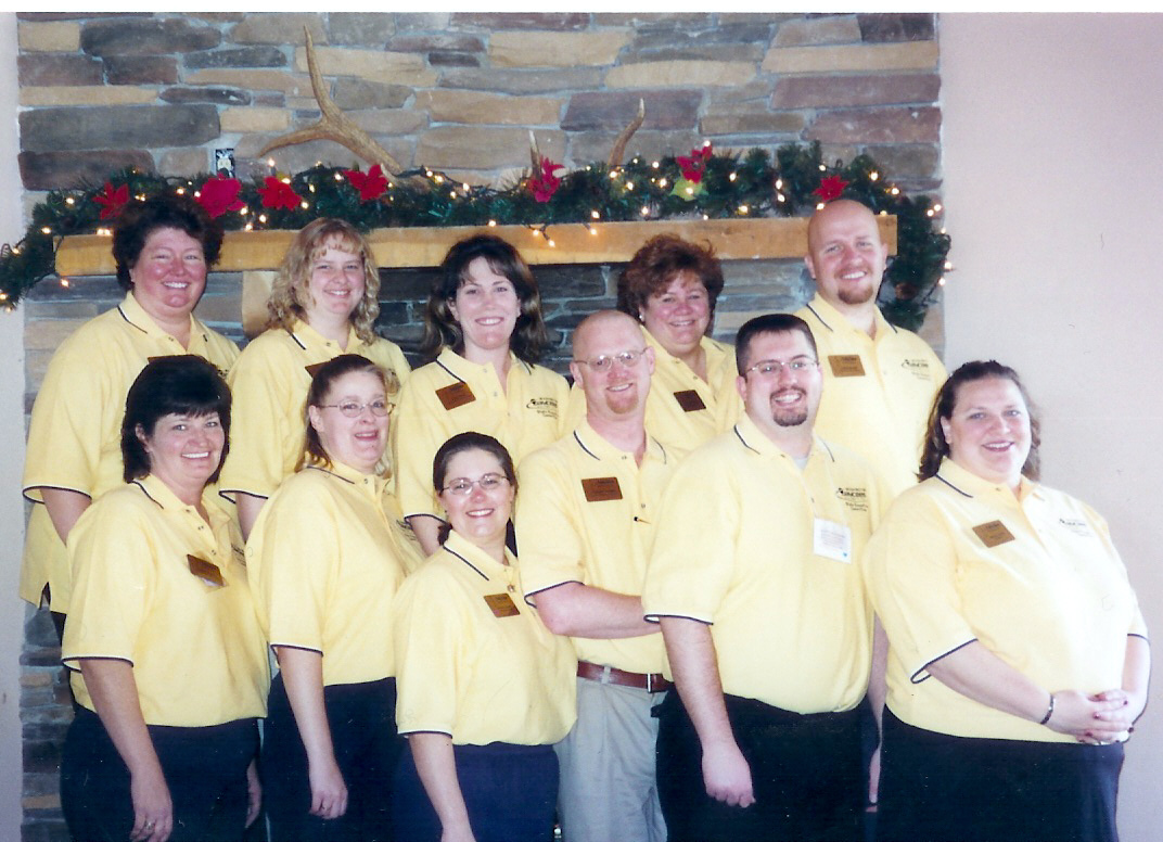 2004team.jpg